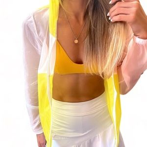 Breezy neon windbreaker / UV Protection